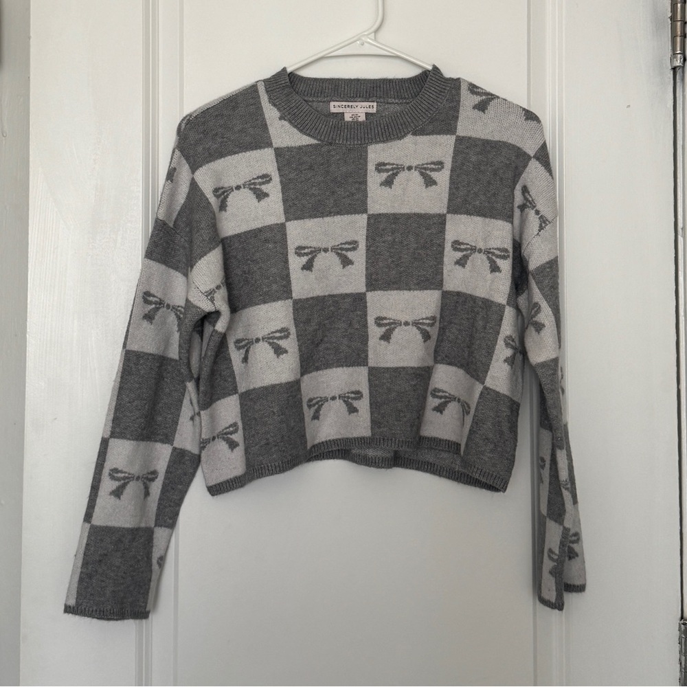 Sincerely Jules cropped grey and white checkered bow sweater, size XS - Picture 2 of 7